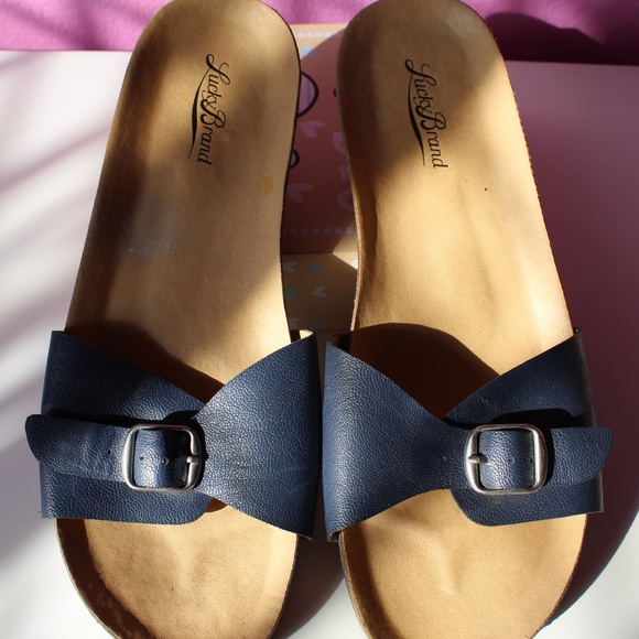 Lucky Brand Sandal, size 8.5 - Picture 3 of 4